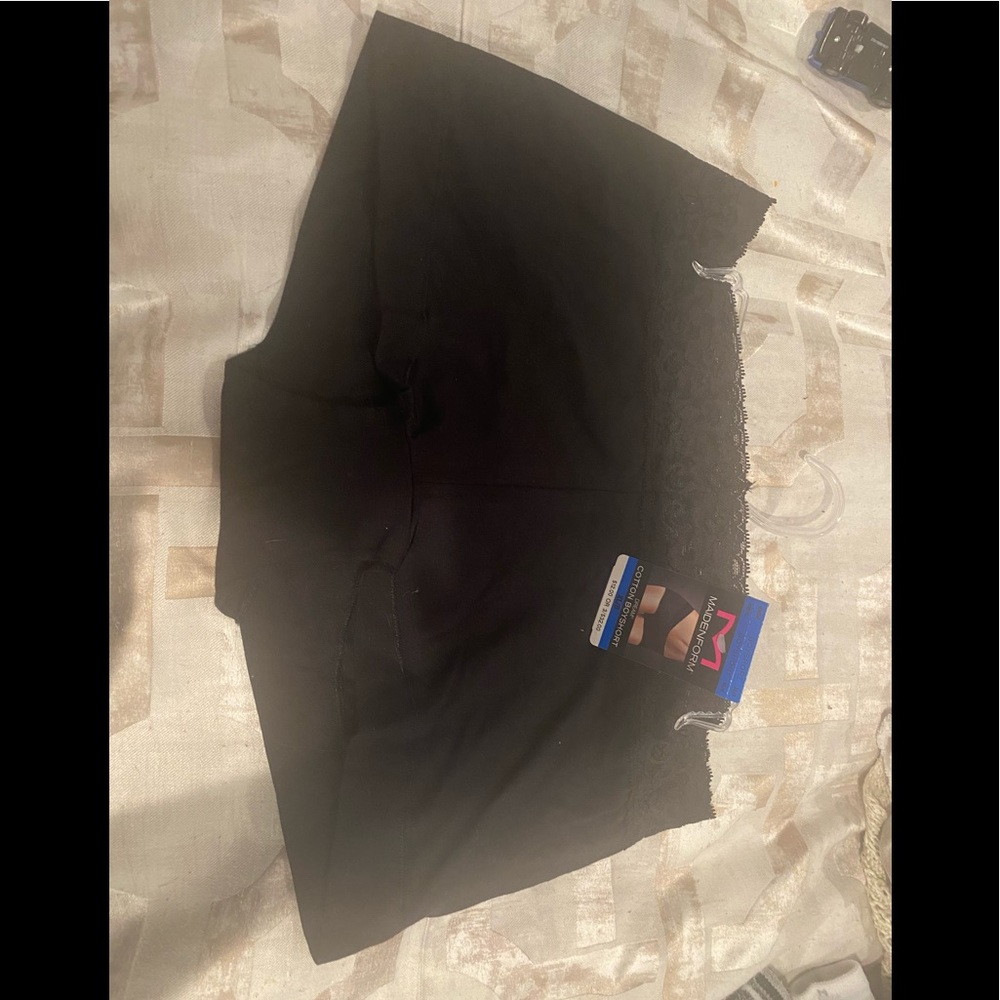 Maidenform boy short underwear NWT